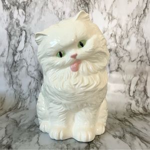 Vintage ceramic cat